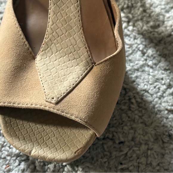 MR KT tan heels - Picture 5 of 9